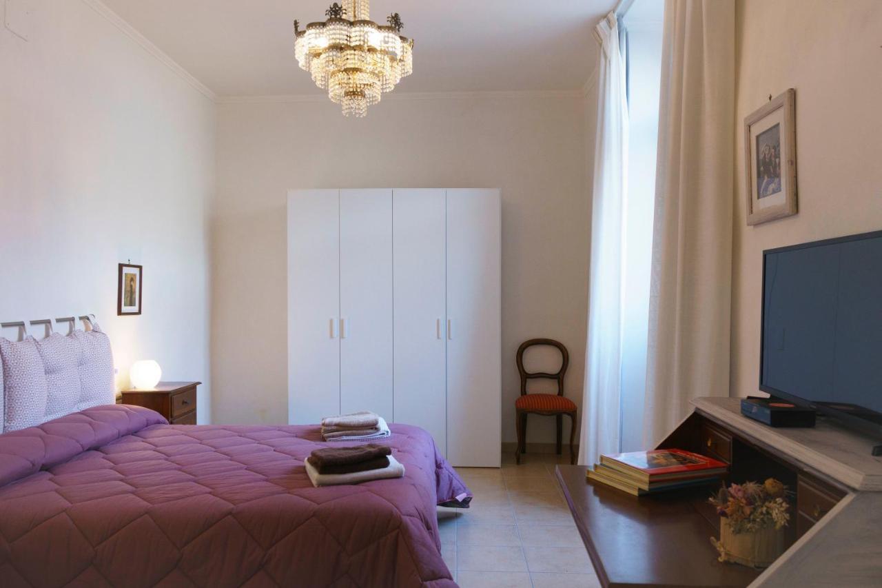 Appartamento Piazza Santa Maria Nuova Viterbo Bagian luar foto