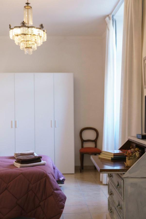 Appartamento Piazza Santa Maria Nuova Viterbo Bagian luar foto